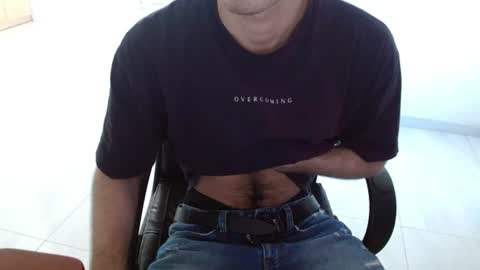 Snapshot of aureliv1 chatting on 06/28/26, 10:27 Aureliano online show from 06/28/26, 10:27