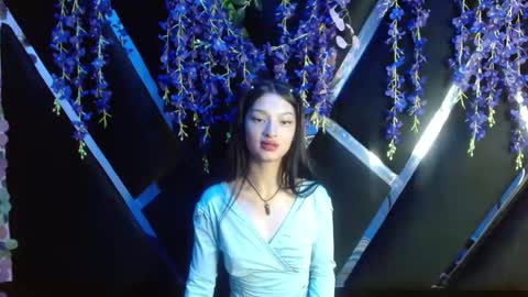 aurora online show from 09/12/25, 05:57