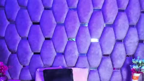 Snapshot of aurora18palmer chatting on 01/19/26, 02:32 aurora online show from 01/19/26, 02:32