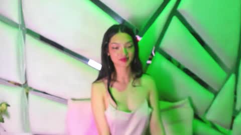 Snapshot of aurora18palmer chatting on 02/05/26, 03:49 aurora online show from 02/05/26, 03:49