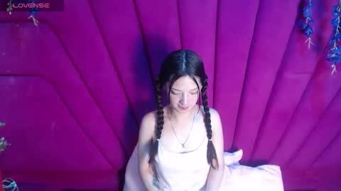 Snapshot of aurora18palmer chatting on 05/12/26, 02:58 aurora online show from 05/12/26, 02:58