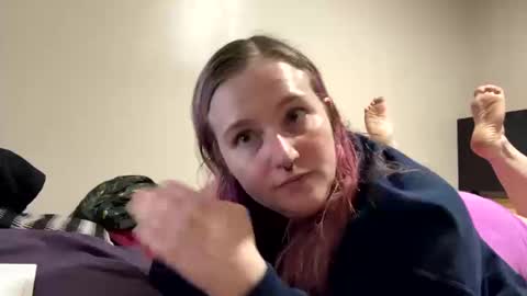 aurora2033 online show from 10/15/25, 06:57