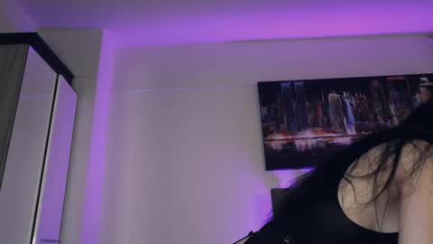 Aurora online show from 11/04/25, 10:53