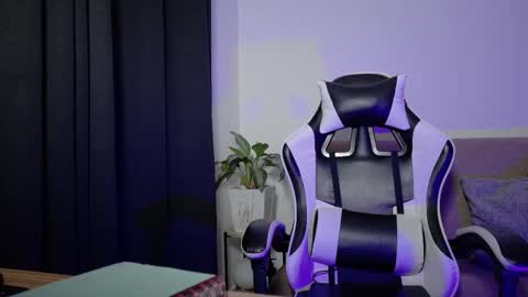 Snapshot of aurora_collins08 chatting on 03/26/26, 03:28 aurora_collins08 online show from 03/26/26, 03:28