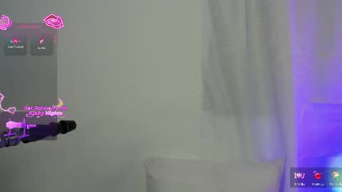 aurora_divine online show from 06/24/26, 08:41