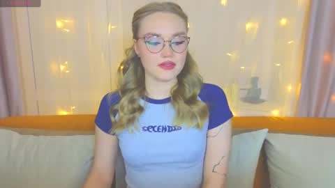 Kate online show from 02/18/25, 03:21