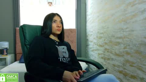 Aurora online show from 09/29/25, 03:22