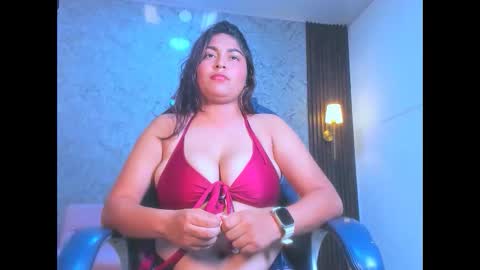 aurora_lul online show from 04/12/26, 06:07