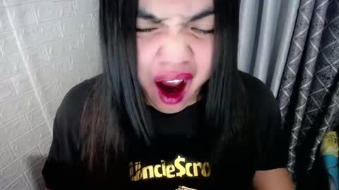 cute online show from 01/06/25, 03:08