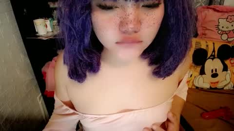 cute online show from 02/20/25, 11:43