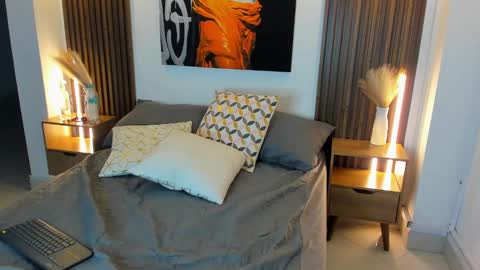 aurora_palmer online show from 12/31/24, 05:33