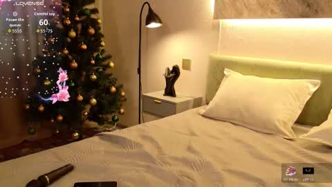 Serena online show from 12/18/25, 09:04