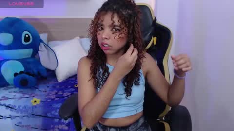 aurora_rodriguez online show from 12/02/24, 12:29