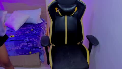 aurora_rodriguez online show from 01/14/25, 12:14