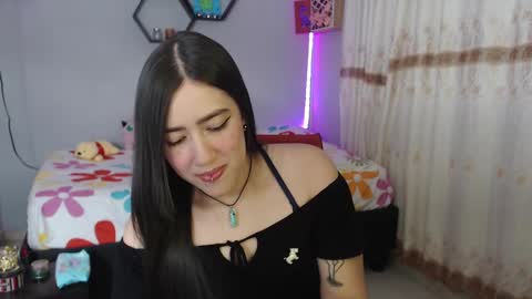 Snapshot of aurora_shy_ chatting on 01/16/25, 03:56 Aurora online show from 01/16/25, 03:56