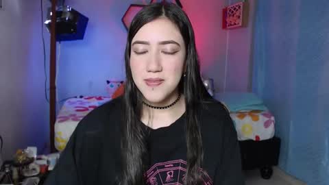 Snapshot of aurora_shy_ chatting on 11/30/25, 10:14 Aurora online show from 11/30/25, 10:14