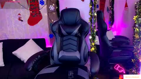 Aurora online show from 12/22/25, 04:42