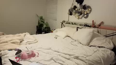 Aurora and Orion online show from 11/01/25, 12:56