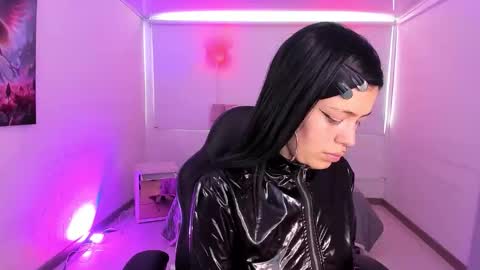 Aurora Diaz online show from 11/04/25, 07:35