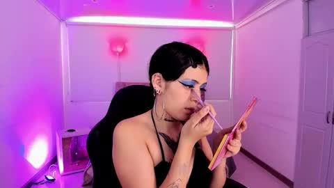 Aurora Diaz online show from 11/06/25, 07:37