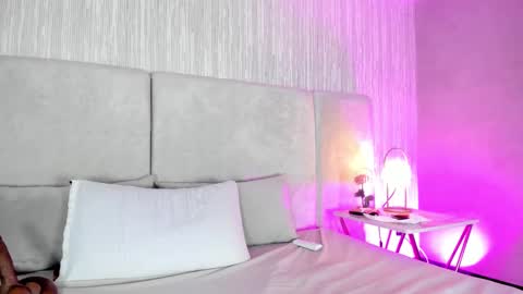 ...  ... online show from 02/16/25, 06:43