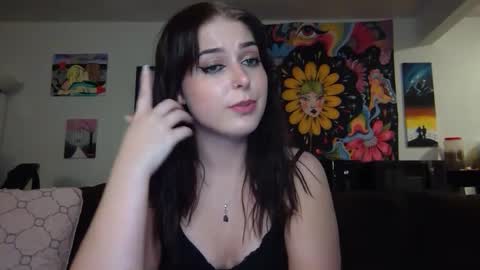 Snapshot of auroralightz1 chatting on 09/24/25, 02:48 auroralightz1 online show from 09/24/25, 02:48