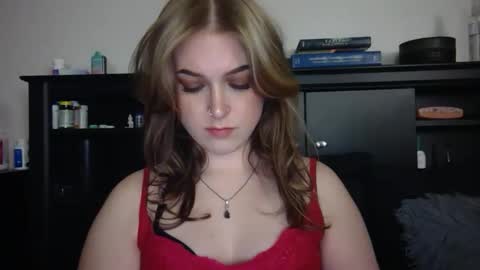 auroralightz1 online show from 03/01/26, 09:50