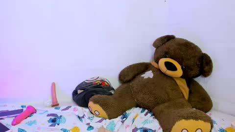 INSTAGRAM AURORA MCRY online show from 01/25/25, 07:28