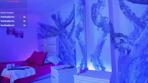 Aurora Rojas online show from 03/08/25, 09:18