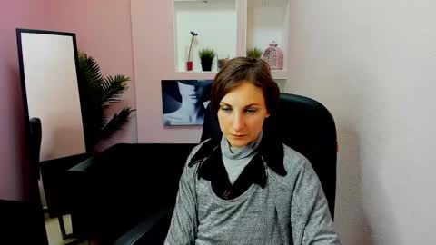 Snapshot of aurorascript chatting on 12/18/24, 04:28 Aurora online show from 12/18/24, 04:28