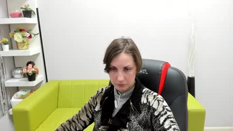 Snapshot of aurorascript chatting on 12/21/24, 07:06 Aurora online show from 12/21/24, 07:06