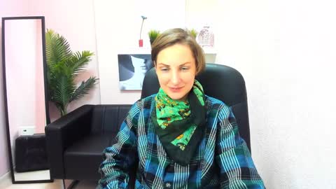 Snapshot of aurorascript chatting on 12/30/24, 06:38 Aurora online show from 12/30/24, 06:38