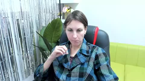 Snapshot of aurorascript chatting on 01/04/25, 06:19 Aurora online show from 01/04/25, 06:19