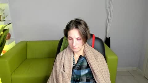 Snapshot of aurorascript chatting on 01/12/25, 03:07 Aurora online show from 01/12/25, 03:07