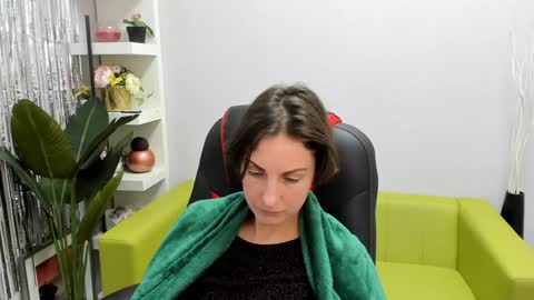 Snapshot of aurorascript chatting on 01/18/25, 05:15 Aurora online show from 01/18/25, 05:15