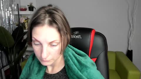 Snapshot of aurorascript chatting on 01/19/25, 03:08 Aurora online show from 01/19/25, 03:08