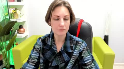 Snapshot of aurorascript chatting on 01/22/25, 08:59 Aurora online show from 01/22/25, 08:59