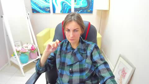 Snapshot of aurorascript chatting on 02/01/25, 05:37 Aurora online show from 02/01/25, 05:37