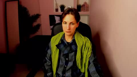 Snapshot of aurorascript chatting on 02/06/25, 03:16 Aurora online show from 02/06/25, 03:16