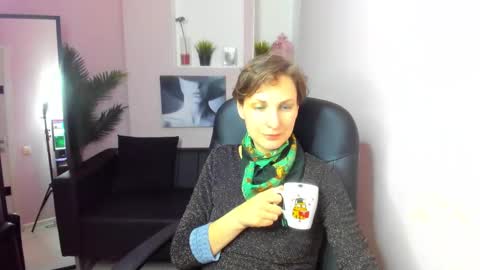 Snapshot of aurorascript chatting on 02/22/25, 09:48 Aurora online show from 02/22/25, 09:48