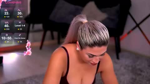 Snapshot of aurorasins chatting on 11/24/25, 04:56 Aurorasins online show from 11/24/25, 04:56