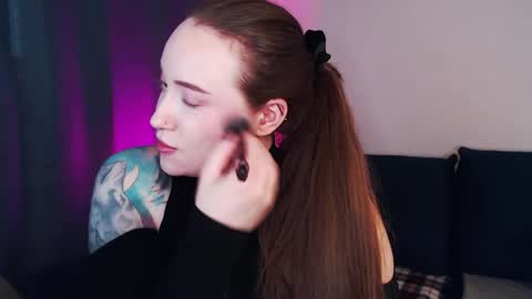 Snapshot of auroraunique chatting on 03/31/26, 05:52 Aurora online show from 03/31/26, 05:52