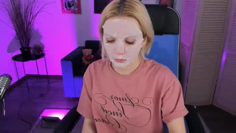 aurorawrenfield online show from 01/08/26, 12:46