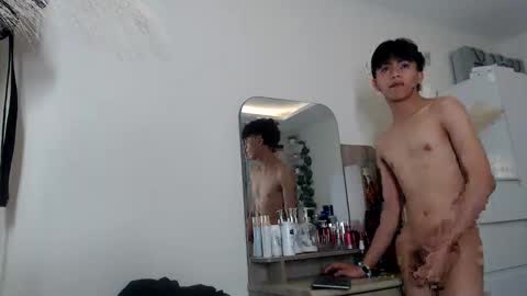 Snapshot of aus_thin02 chatting on 04/08/26, 07:25 Austin online show from 04/08/26, 07:25