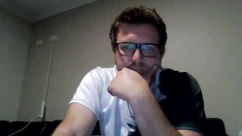 Snapshot of ausbigboy69 chatting on 09/13/25, 03:23 ausbigboy69 online show from 09/13/25, 03:23