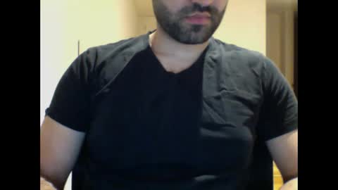 Snapshot of aussie099 chatting on 11/04/25, 10:47 aussie099 online show from 11/04/25, 10:47