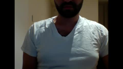 Snapshot of aussie099 chatting on 11/23/25, 11:10 aussie099 online show from 11/23/25, 11:10