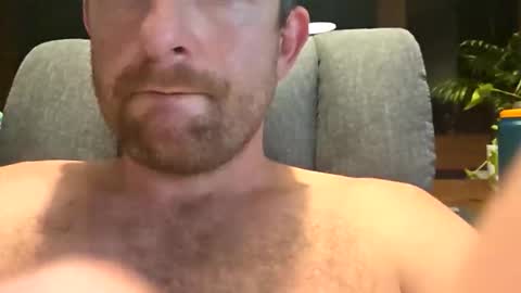 aussie_dadbod9 online show from 11/26/25, 02:51