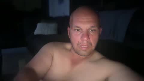 Snapshot of aussieboycal chatting on 02/21/25, 11:33 aussieboycal online show from 02/21/25, 11:33