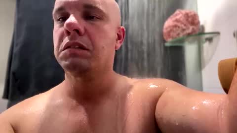 Snapshot of aussieboycal chatting on 03/07/25, 07:08 aussieboycal online show from 03/07/25, 07:08